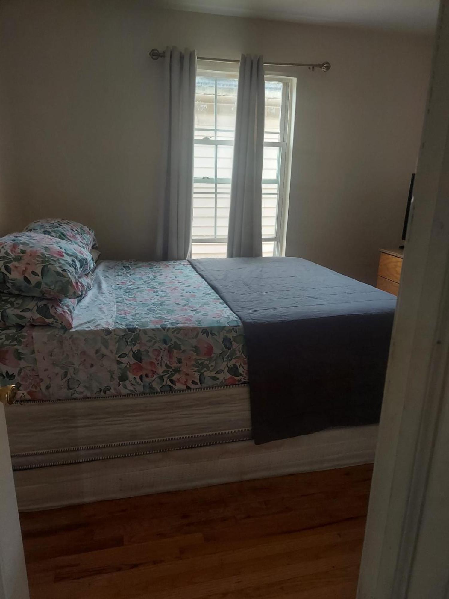 Crystal Room 1 Guest House Near 12Mins To Ewr Airport / Prudential / Njit / Penn Station Ньюарк Экстерьер фото
